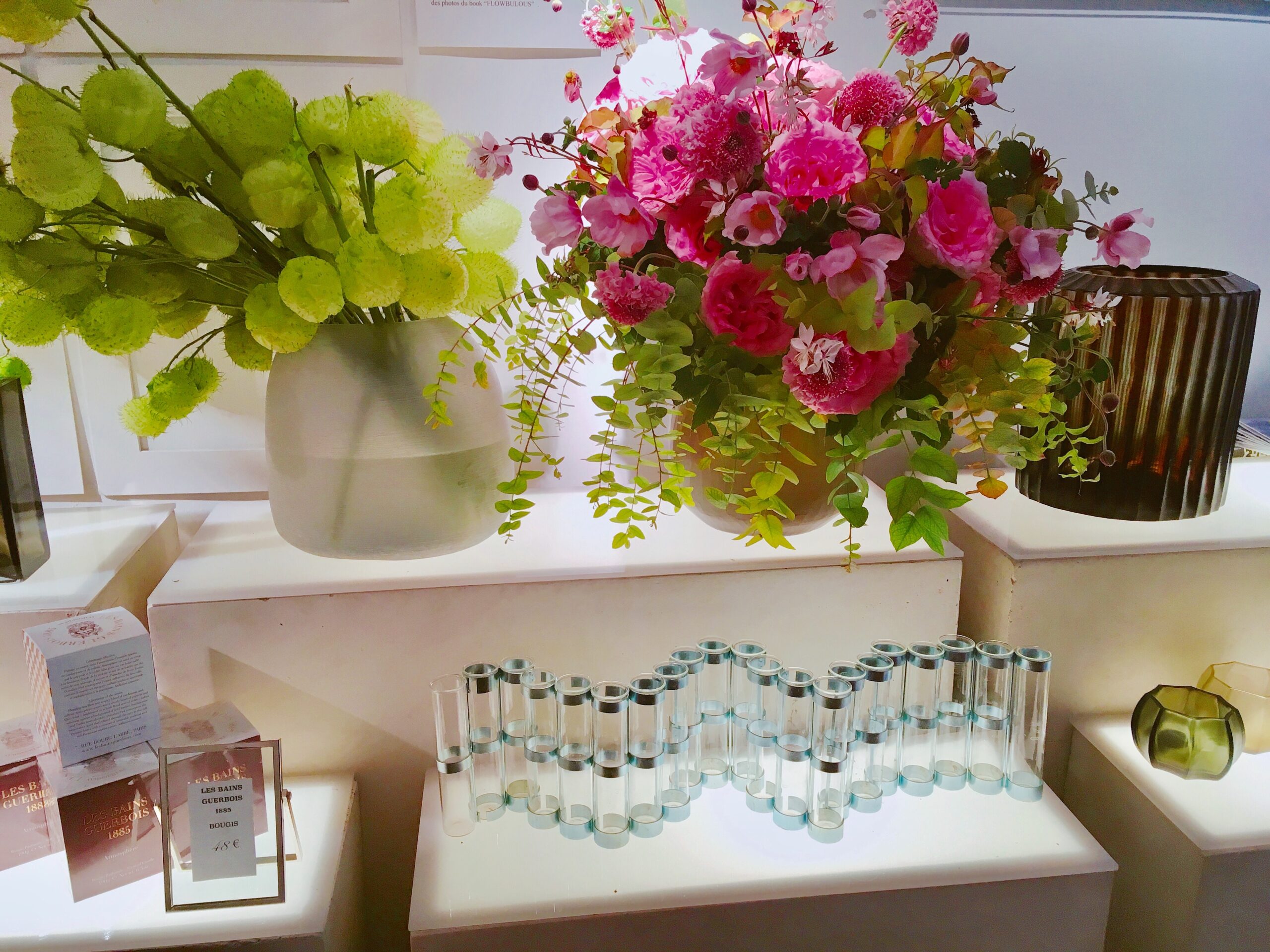 アイロニー店内