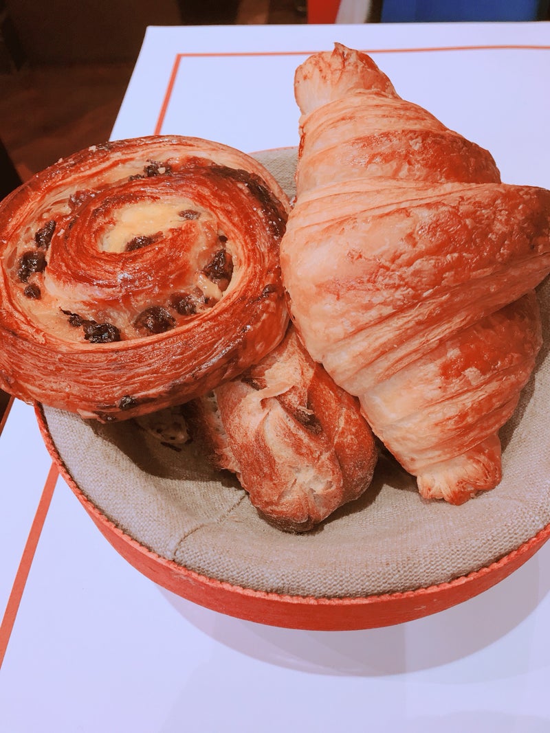 VIRON朝食セットのパン